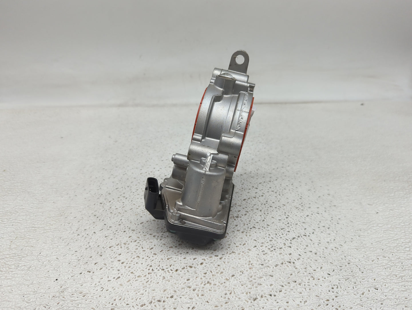 2017-2021 Bmw 330i Throttle Body P/N:8601651 A2C15021900 Fits Fits 2016 2017 2018 2019 2020 2021 2022 OEM Used Auto Parts - 