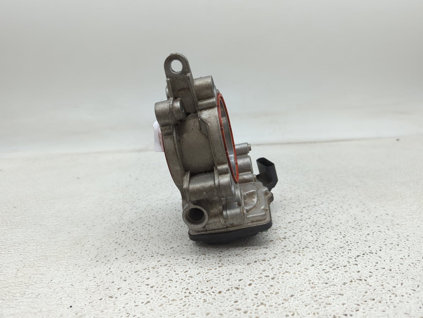 2017-2021 Bmw 330i Throttle Body P/N:8601651 A2C15021900 Fits Fits 2016 2017 2018 2019 2020 2021 2022 OEM Used Auto Parts - 