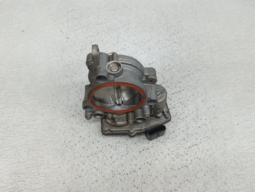 2017-2021 Bmw 330i Throttle Body P/N:A2C15021900 8601651 Fits Fits 2016 2017 2018 2019 2020 2021 2022 OEM Used Auto Parts