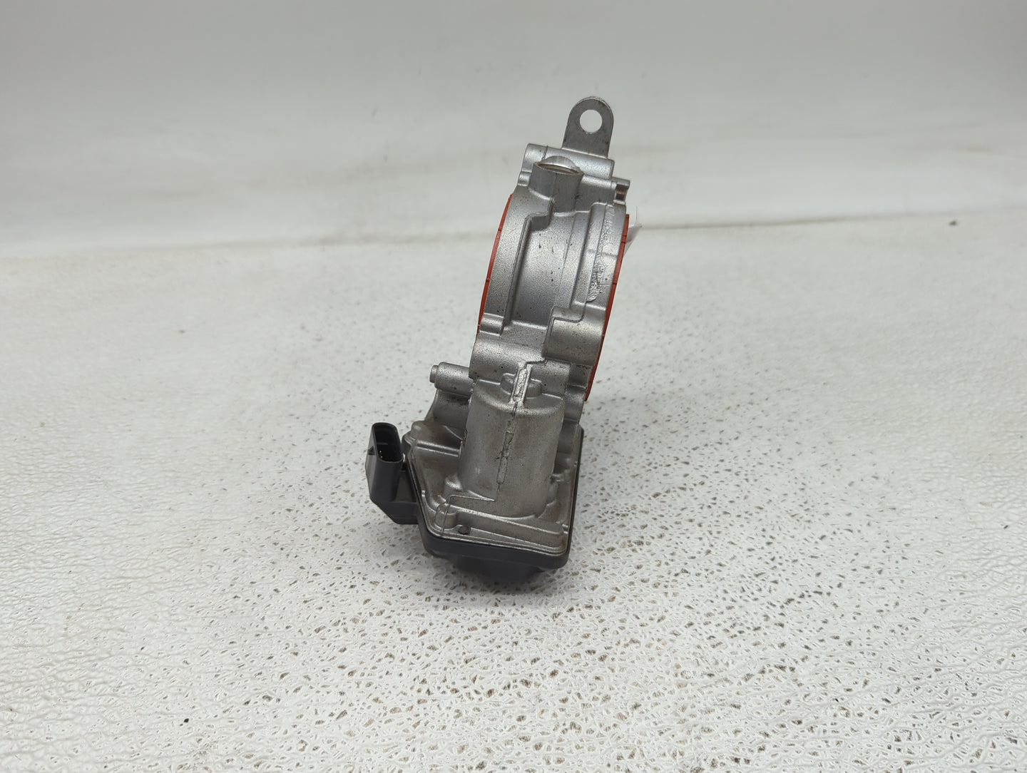 2017-2021 Bmw 330i Throttle Body P/N:A2C15021900 8601651 Fits Fits 2016 2017 2018 2019 2020 2021 2022 OEM Used Auto Parts - 