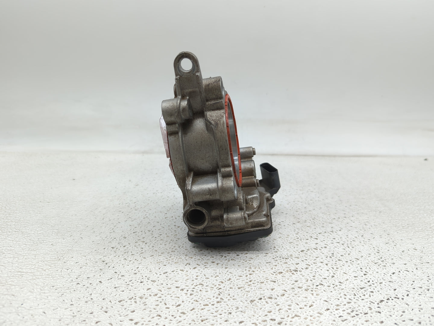 2017-2021 Bmw 330i Throttle Body P/N:A2C15021900 8601651 Fits Fits 2016 2017 2018 2019 2020 2021 2022 OEM Used Auto Parts - 