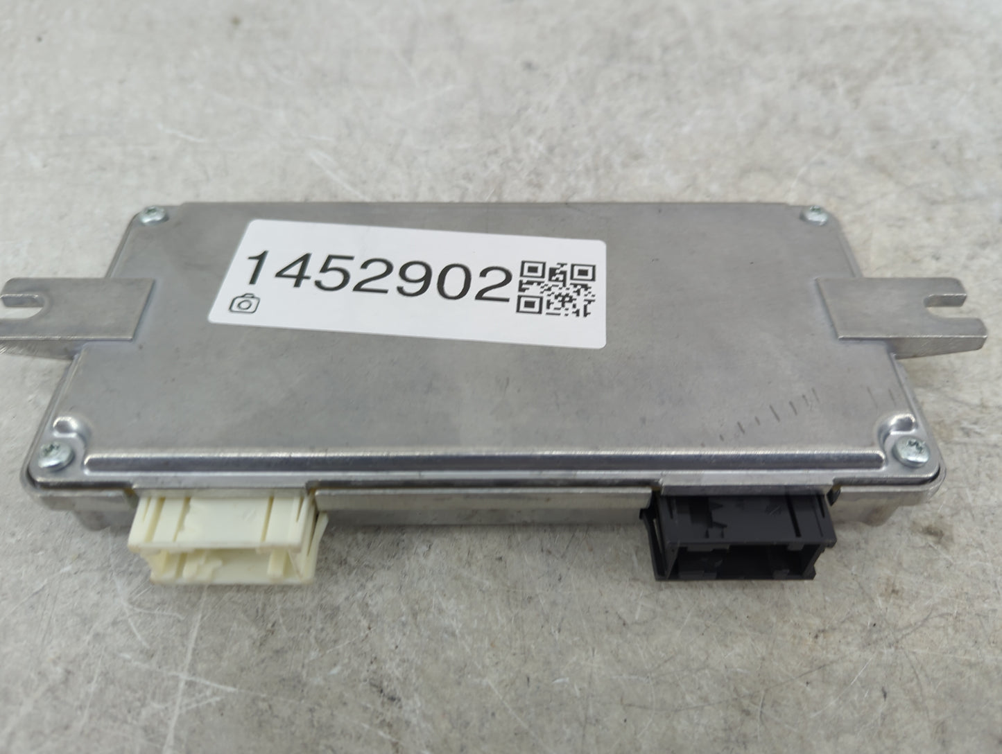 2019 Bmw 330i Information-gps-tv Control Module - Oemusedautoparts1.com