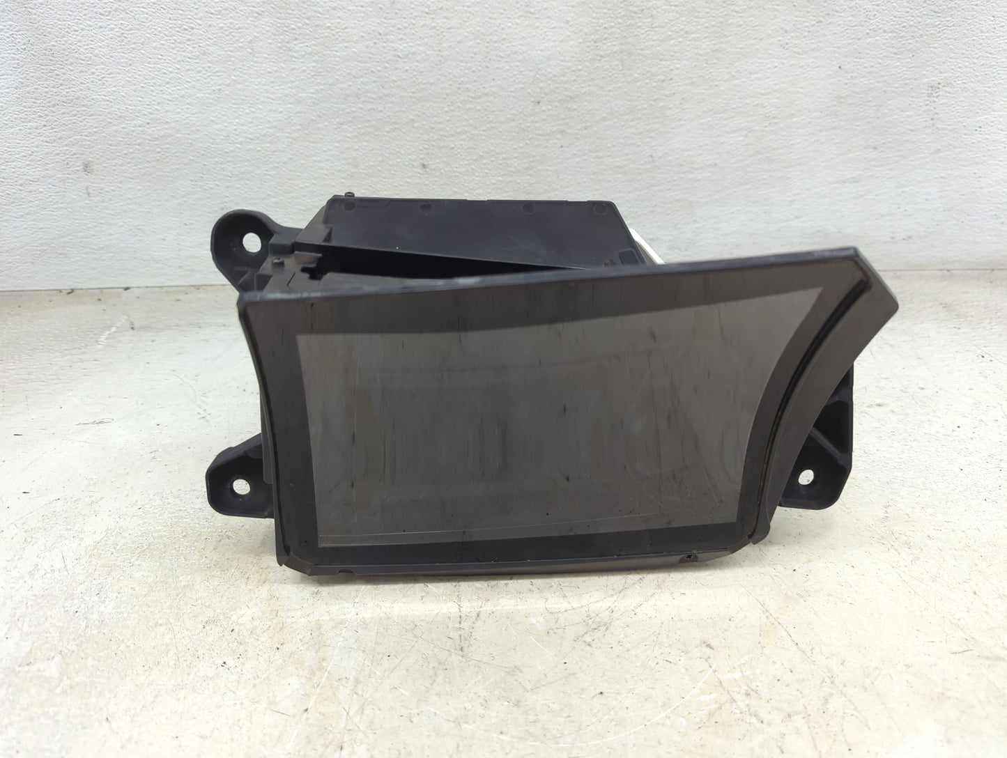 2019-2021 Bmw 330i Information Display Screen - Oemusedautoparts1.com