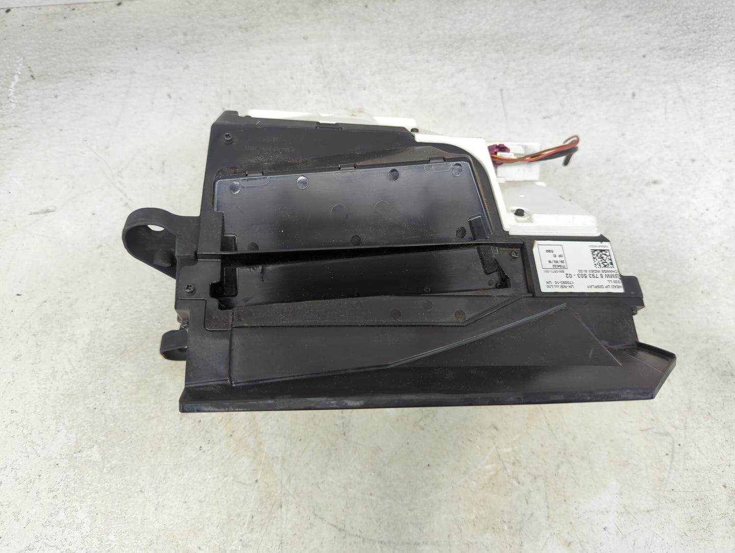 2019-2021 Bmw 330i Information Display Screen - Oemusedautoparts1.com