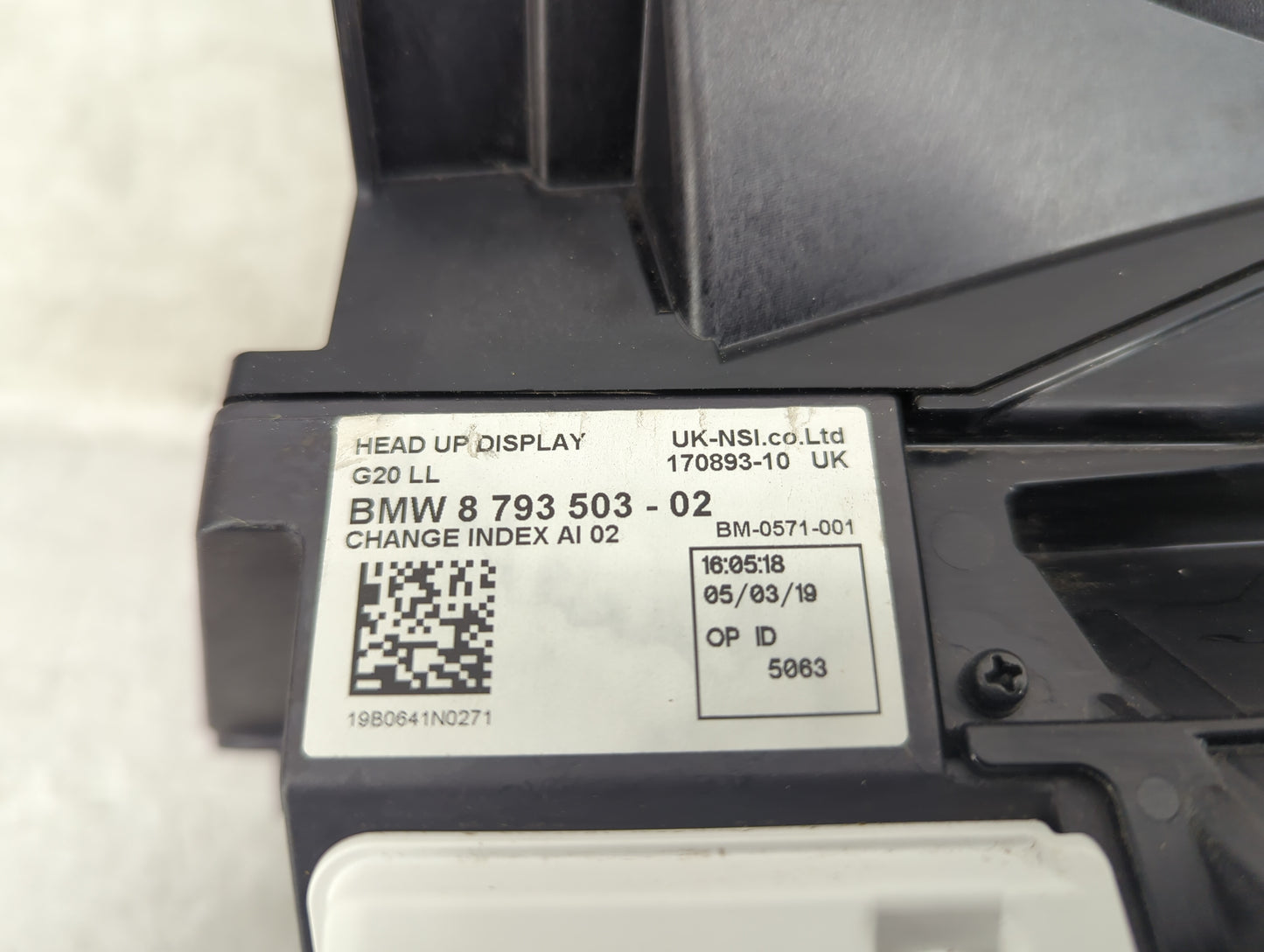2019-2020 Bmw 330i Information Display Screen - Oemusedautoparts1.com