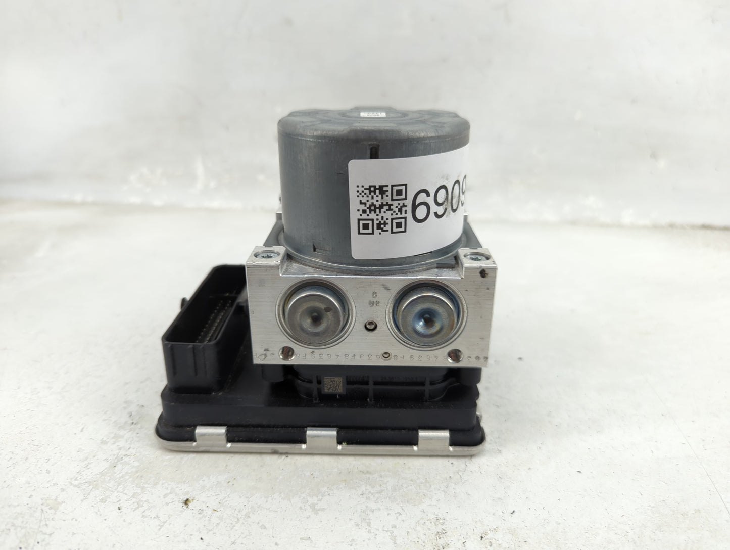 2019-2020 Bmw 330i ABS Pump Control Module Replacement Fits Fits 2019 2020 OEM Used Auto Parts - Oemusedautoparts1.com