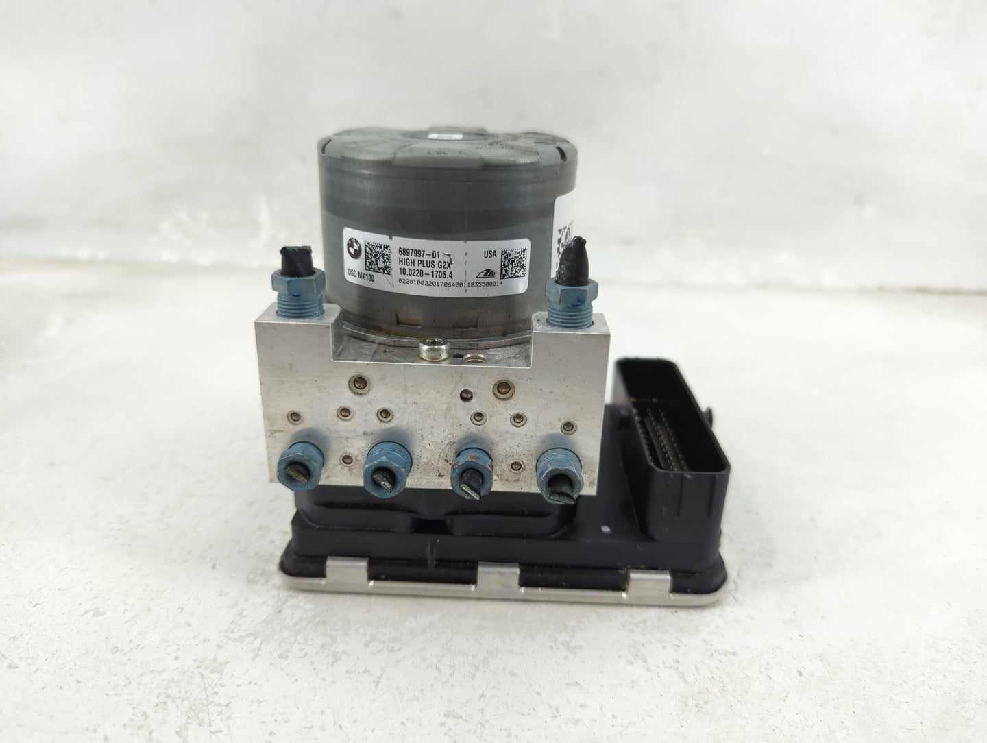 2019-2020 Bmw 330i ABS Pump Control Module Replacement P/N:6 897 998 Fits Fits 2019 2020 OEM Used Auto Parts - Oemusedautopa