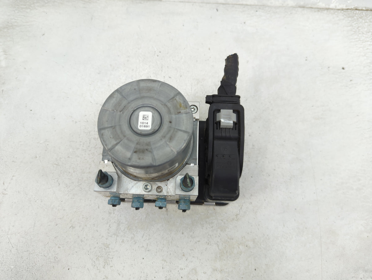 2019-2020 Bmw 330i Anti-Lock Brake ABS Pump Module Actuator OEM Fits Fits 2019 2020 OEM Used Auto Parts - Oemusedautoparts1.