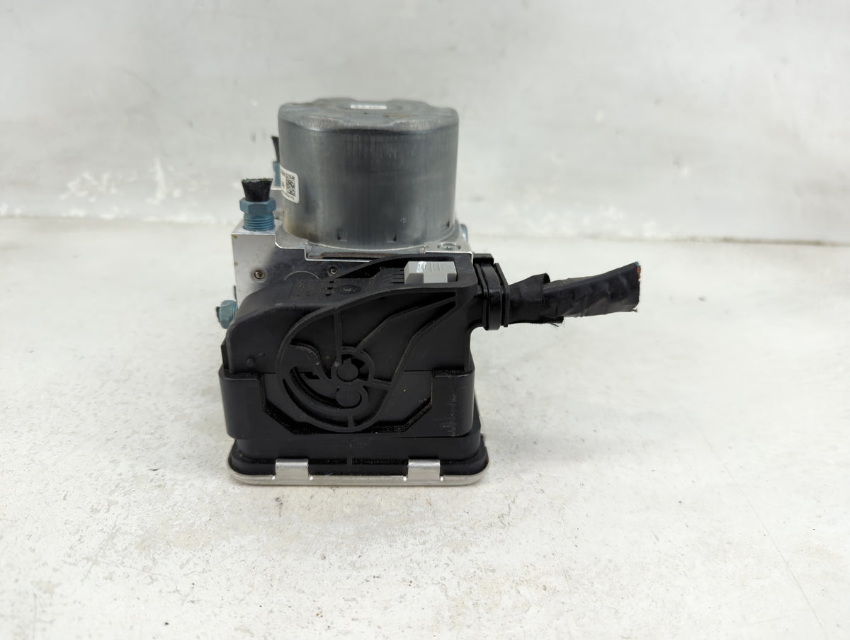 2019-2020 Bmw 330i Anti-Lock Brake ABS Pump Module Actuator OEM Fits Fits 2019 2020 OEM Used Auto Parts - Oemusedautoparts1.