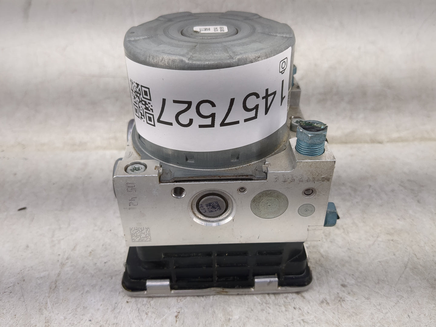 2019-2020 Bmw 330i ABS Pump Control Module Replacement Fits Fits 2019 2020 OEM Used Auto Parts - Oemusedautoparts1.com