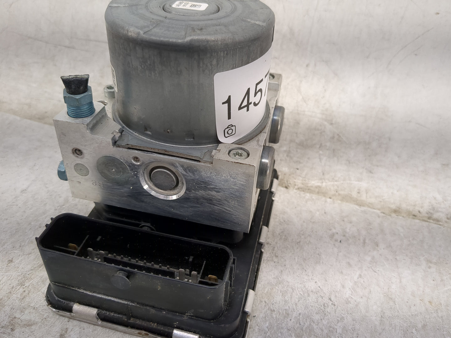 2019-2020 Bmw 330i ABS Pump Control Module Replacement Fits Fits 2019 2020 OEM Used Auto Parts - Oemusedautoparts1.com