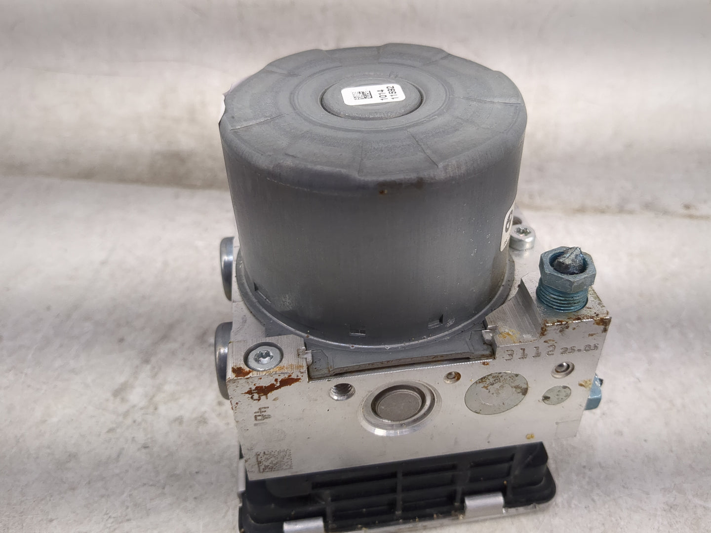 2019-2020 Bmw 330i ABS Pump Control Module Replacement Fits Fits 2019 2020 OEM Used Auto Parts - Oemusedautoparts1.com