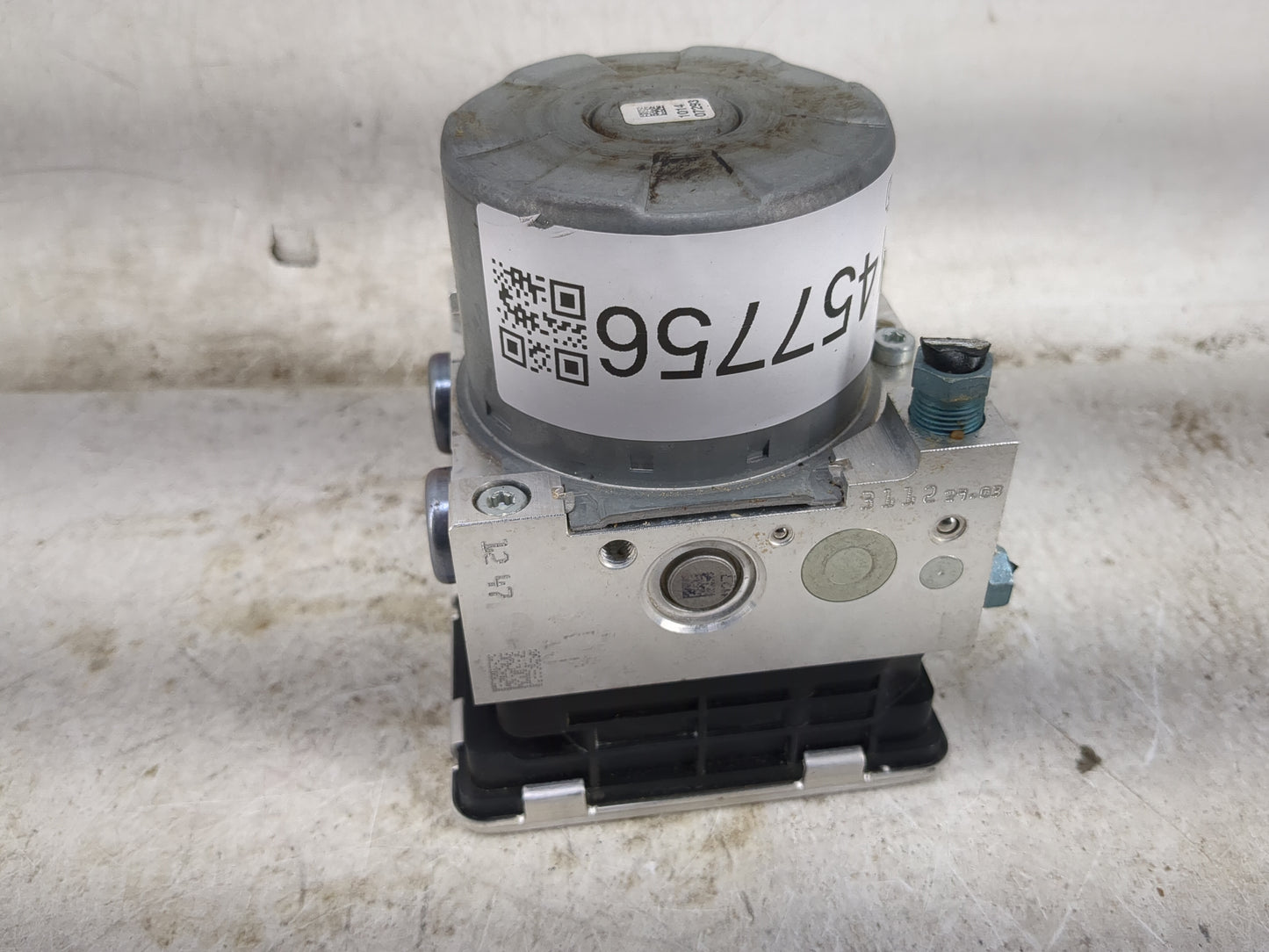 2019-2020 Bmw 330i ABS Pump Control Module Replacement Fits Fits 2019 2020 OEM Used Auto Parts - Oemusedautoparts1.com