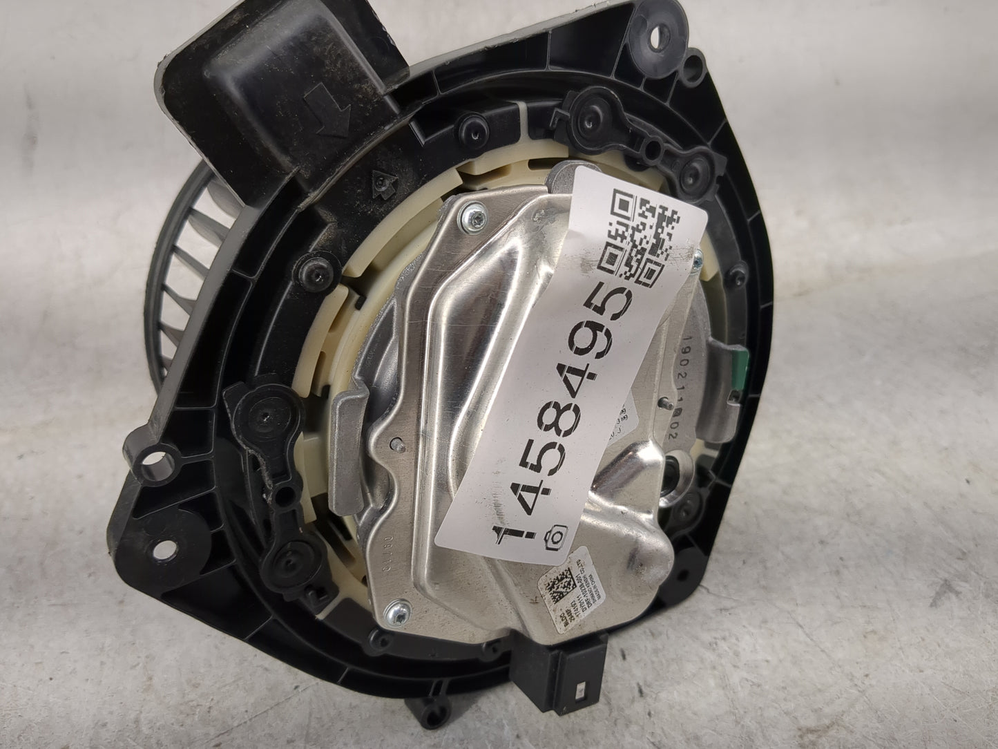 2019-2021 Bmw 330i Heater AC Blower Motor P/N:DRF-10238-001 Fits Fits 2018 2019 2020 2021 2022 OEM Used Auto Parts - Oemused