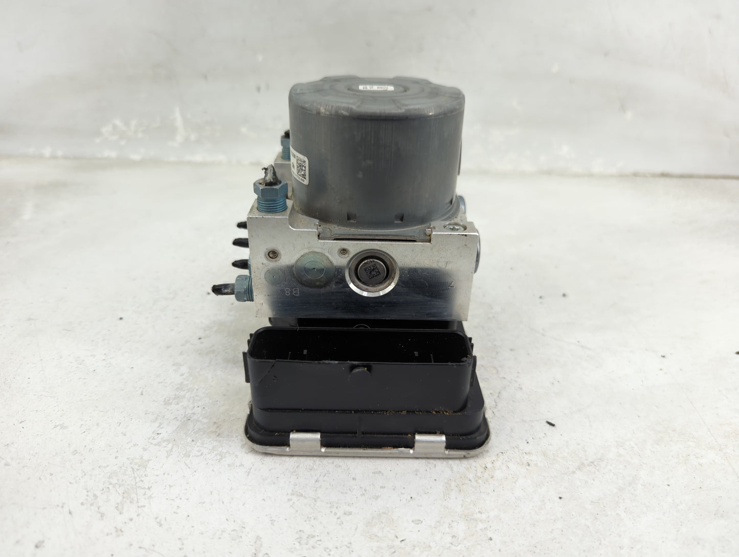 2019 Bmw 330i ABS Pump Control Module Replacement P/N:1544112-01 10.0220-1853.4 Fits OEM Used Auto Parts - Oemusedautoparts1