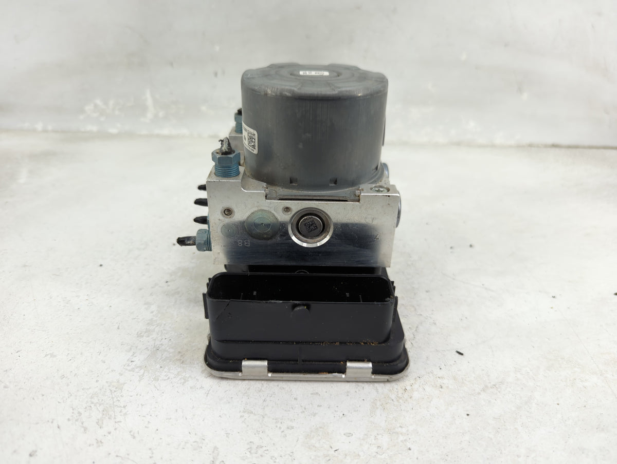 2019 Bmw 330i Anti-Lock Brake ABS Pump Module Actuator OEM P/N:1544112-01 10.0220-1853.4 Fits OEM Used Auto Parts - Oemuseda