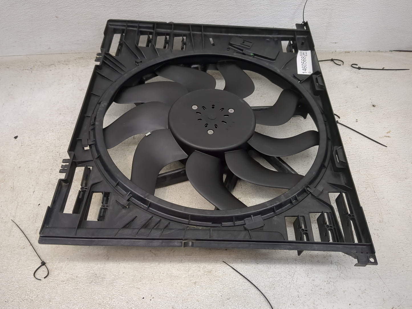 2019-2020 Bmw 330i Electric Radiator Cooling Fan Motor Assembly 1460568 - Oemusedautoparts1.com
