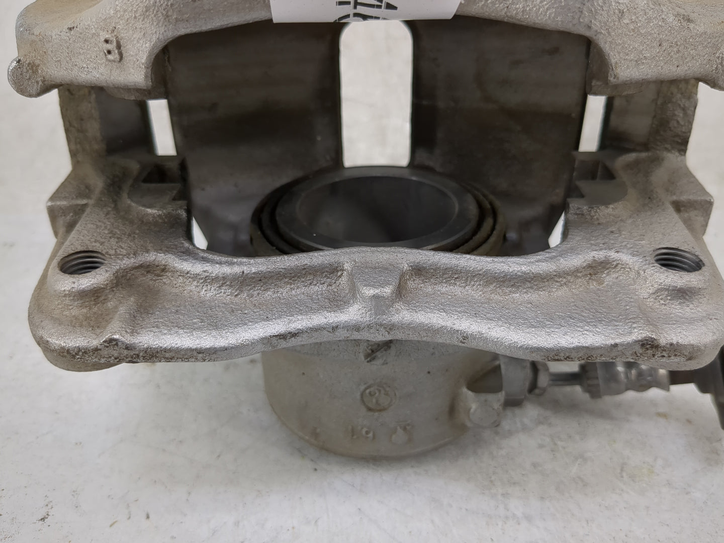 2019-2021 Bmw 330i Front Passenger Right Brake Caliper 1460964 - Oemusedautoparts1.com