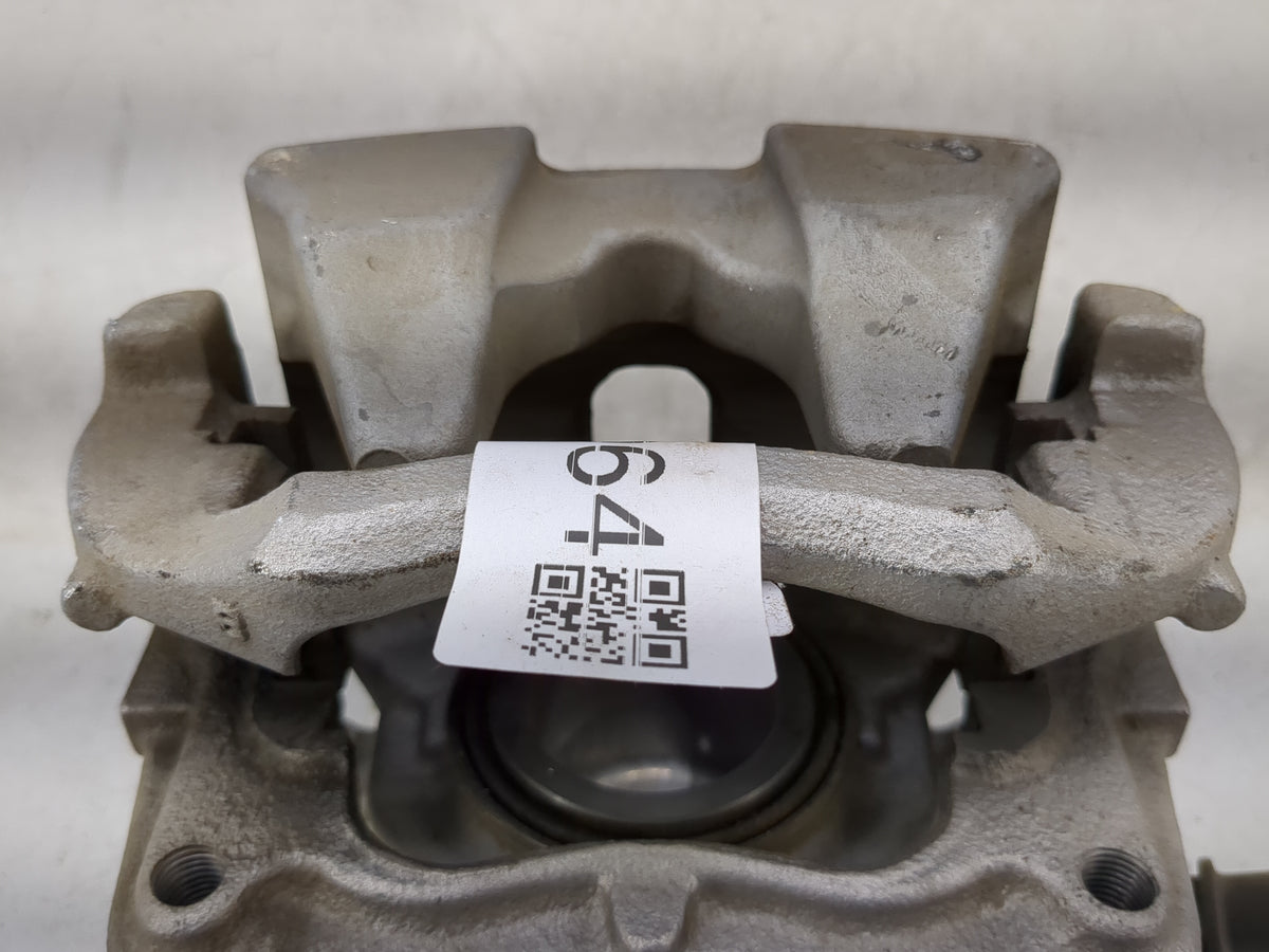 2019-2021 Bmw 330i Front Passenger Right Brake Caliper 1460964 - Oemusedautoparts1.com