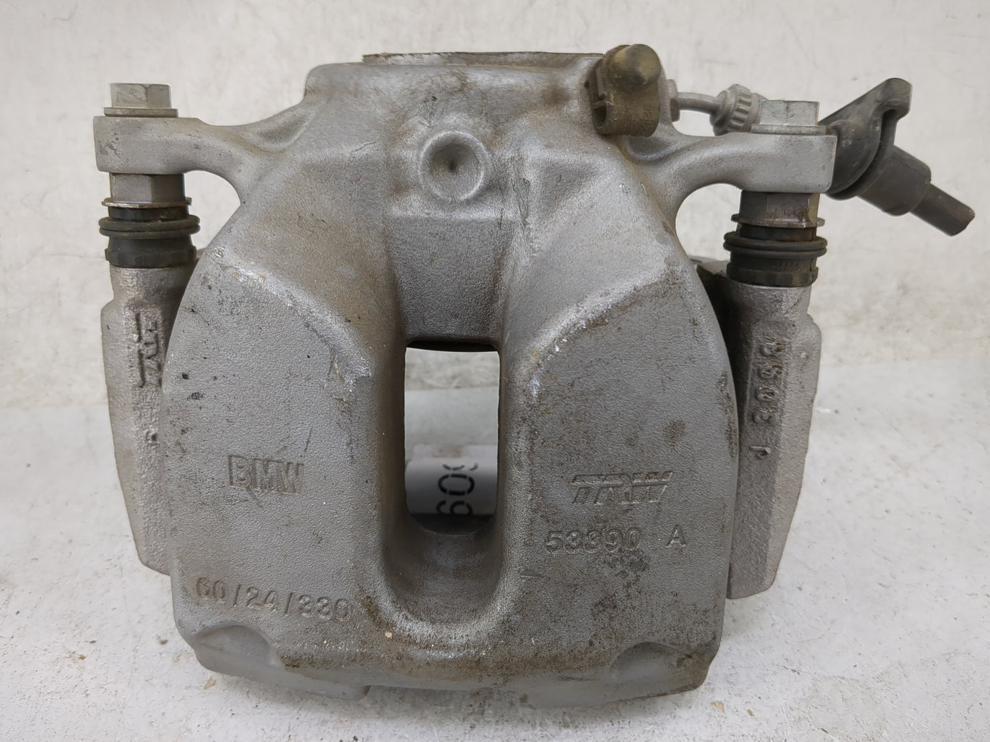 2019-2021 Bmw 330i Front Passenger Right Brake Caliper - Oemusedautoparts1.com