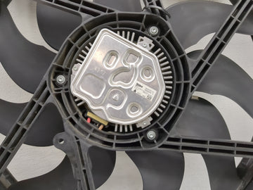2019-2020 Bmw 330i Electric Radiator Cooling Fan Motor Assembly 1461157