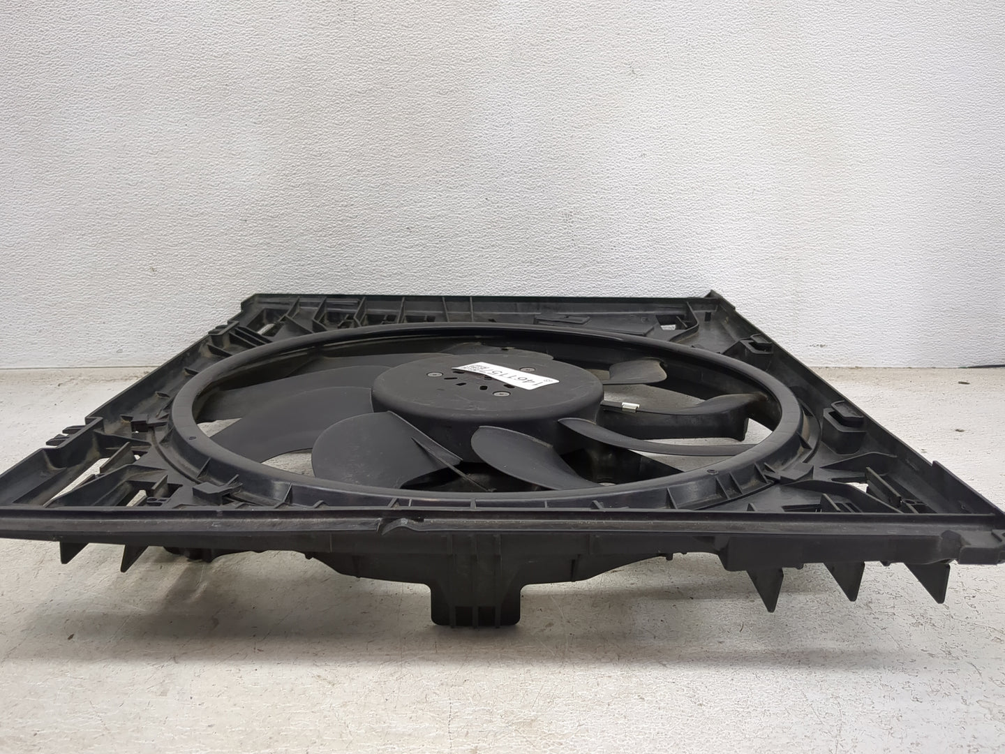 2019-2020 Bmw 330i Electric Radiator Cooling Fan Motor Assembly 1461157 - Oemusedautoparts1.com