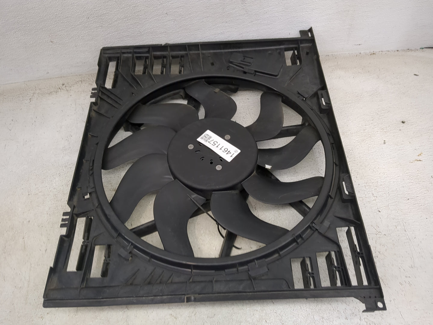 2019-2020 Bmw 330i Electric Radiator Cooling Fan Motor Assembly 1461157 - Oemusedautoparts1.com