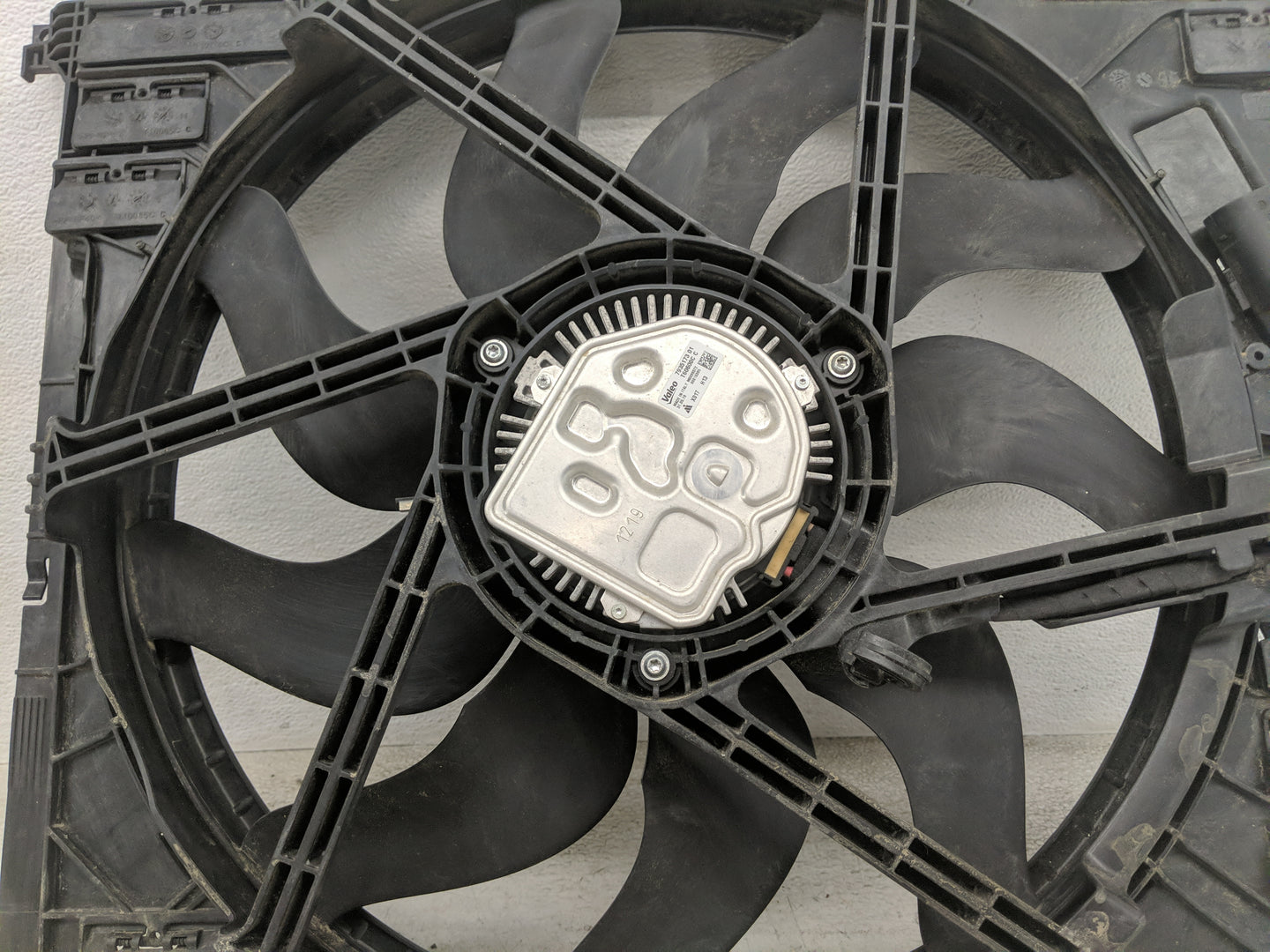 2019-2020 Bmw 330i Electric Radiator Cooling Fan Motor Assembly 1461166 - Oemusedautoparts1.com