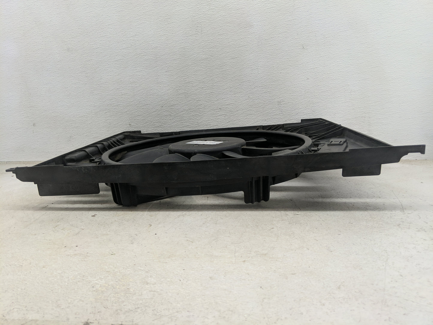 2019-2020 Bmw 330i Electric Radiator Cooling Fan Motor Assembly 1461166 - Oemusedautoparts1.com