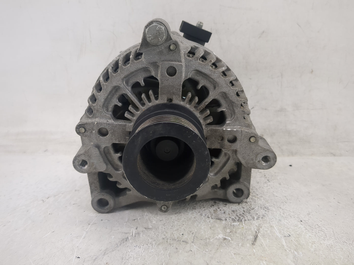 2017-2020 Bmw 430i Alternator Replacement Generator Charging Assembly Engine OEM P/N:104211-0591 8645325-02 Fits OEM Used Au