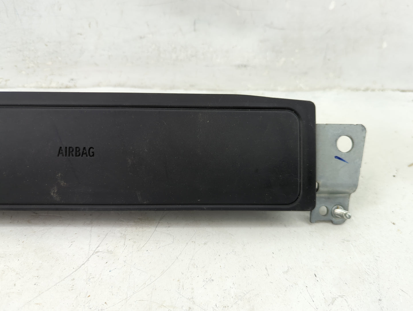 2017-2020 Bmw 430i Air Bag Driver Left Knee OEM P/N:KU922865213 Fits Fits 2012 2013 2014 2015 2016 2017 2018 2019 2020 2021 