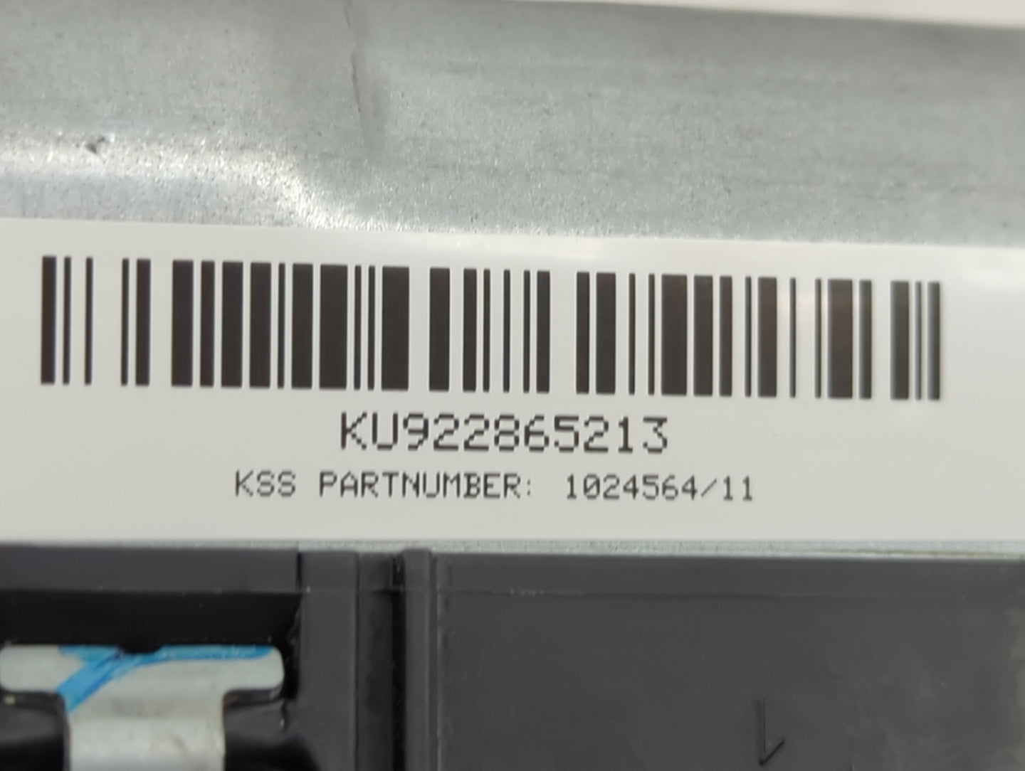 2017-2020 Bmw 430i Air Bag Driver Left Knee OEM P/N:KU922865213 Fits Fits 2012 2013 2014 2015 2016 2017 2018 2019 2020 2021 
