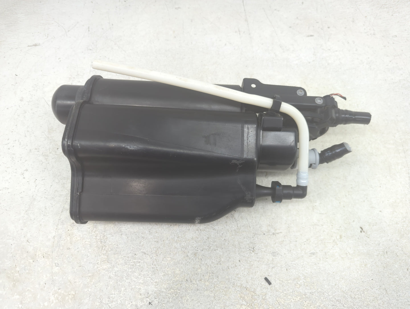 2019 Bmw 430i Fuel Vapor Charcoal Canister - Oemusedautoparts1.com