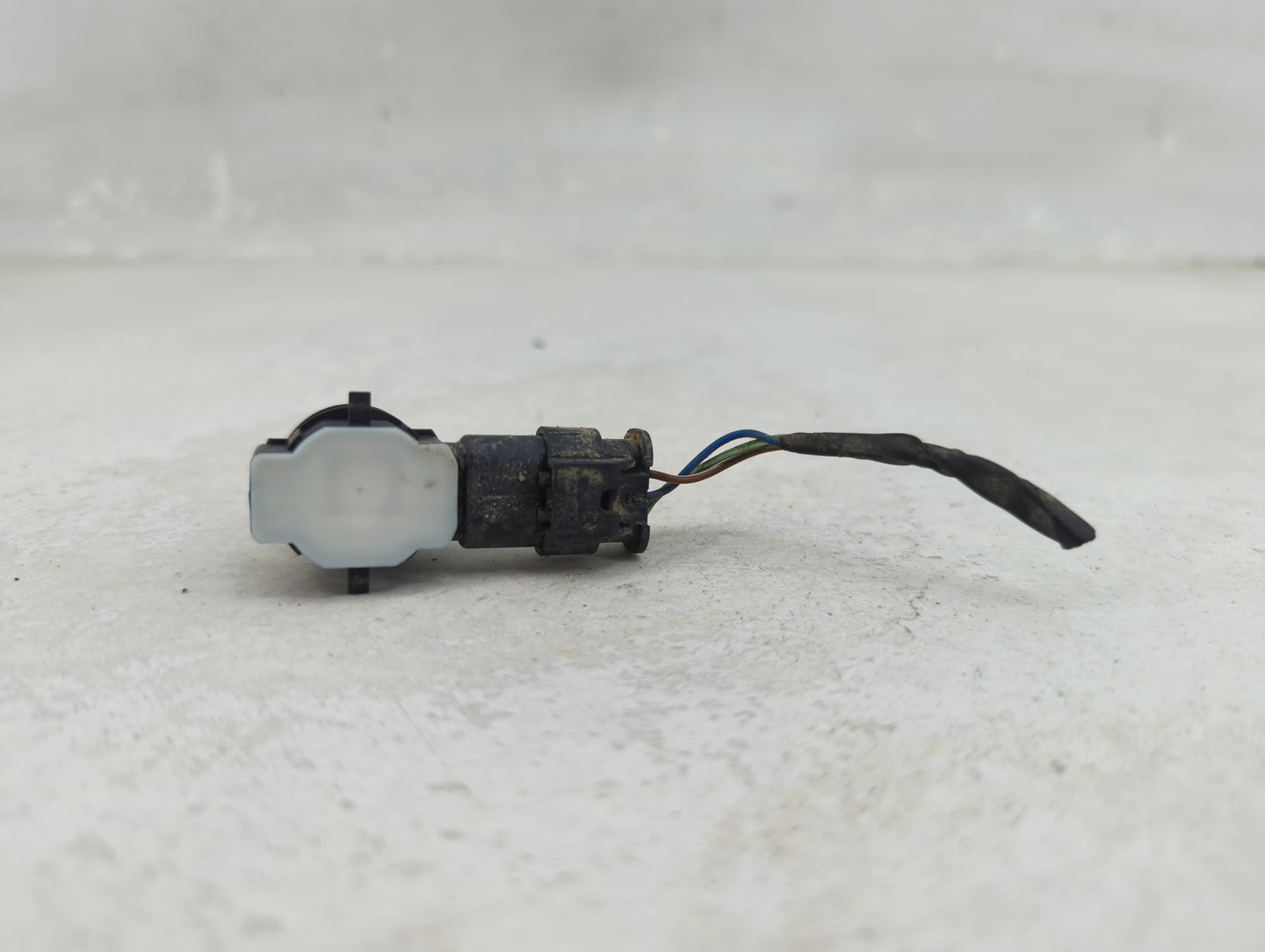 2019 Bmw 430i Front Park Assist Sensor Black 1456876 - Oemusedautoparts1.com