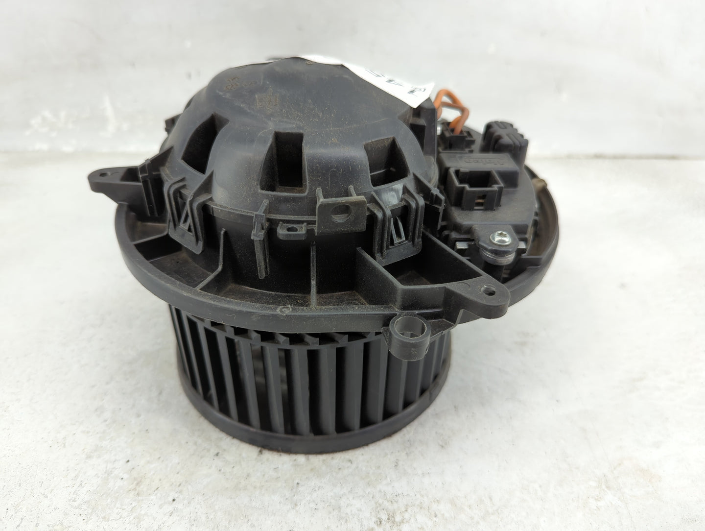 2017-2020 Bmw 430i Heater AC Blower Motor P/N:9319919-01 T954493-A Fits Fits 2012 2013 2014 2015 2016 2017 2018 2019 2020 20