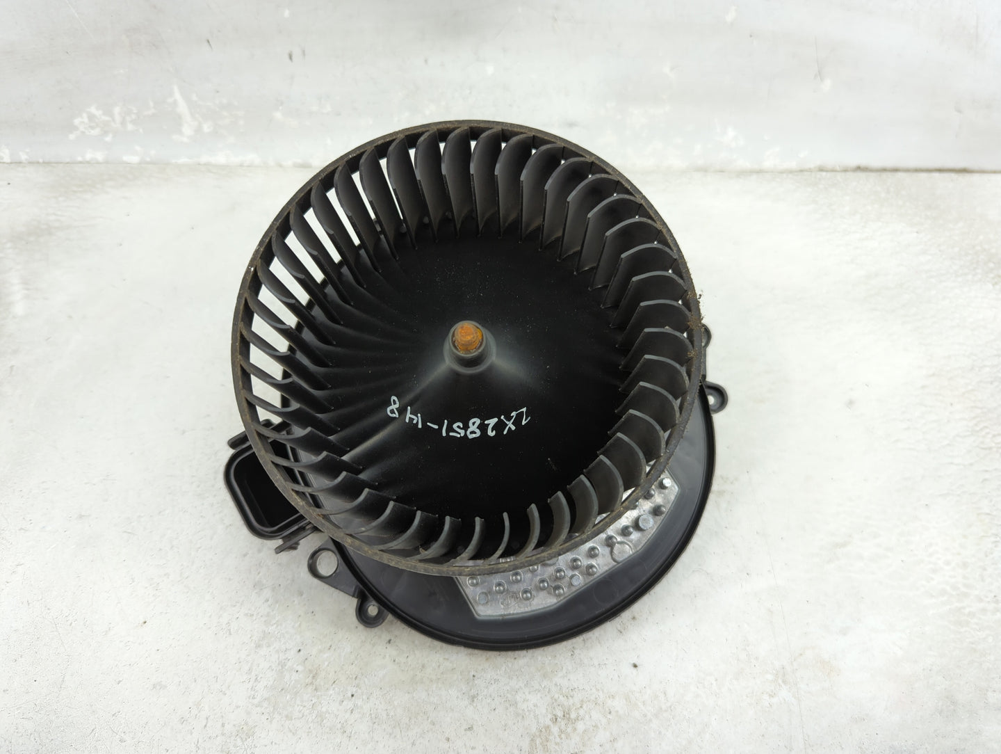 2017-2020 Bmw 430i Heater AC Blower Motor P/N:9319919-01 T954493-A Fits Fits 2012 2013 2014 2015 2016 2017 2018 2019 2020 20