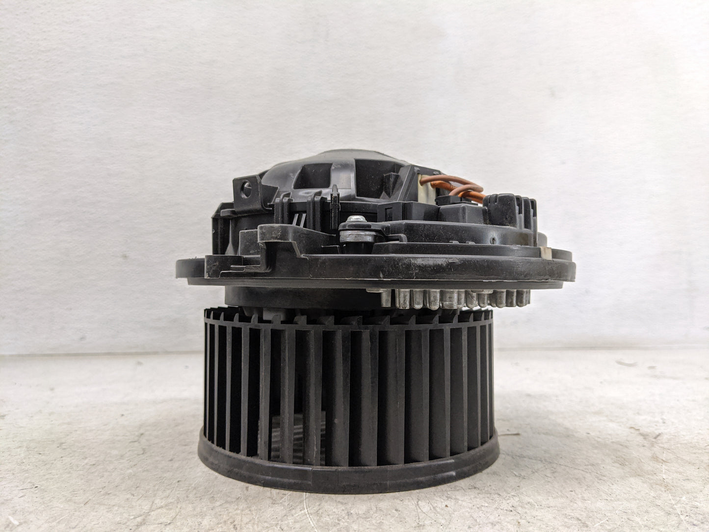 2017-2020 Bmw 430i Heater AC Blower Motor P/N:931991901 T654493A Fits Fits 2012 2013 2014 2015 2016 2017 2018 2019 2020 2021
