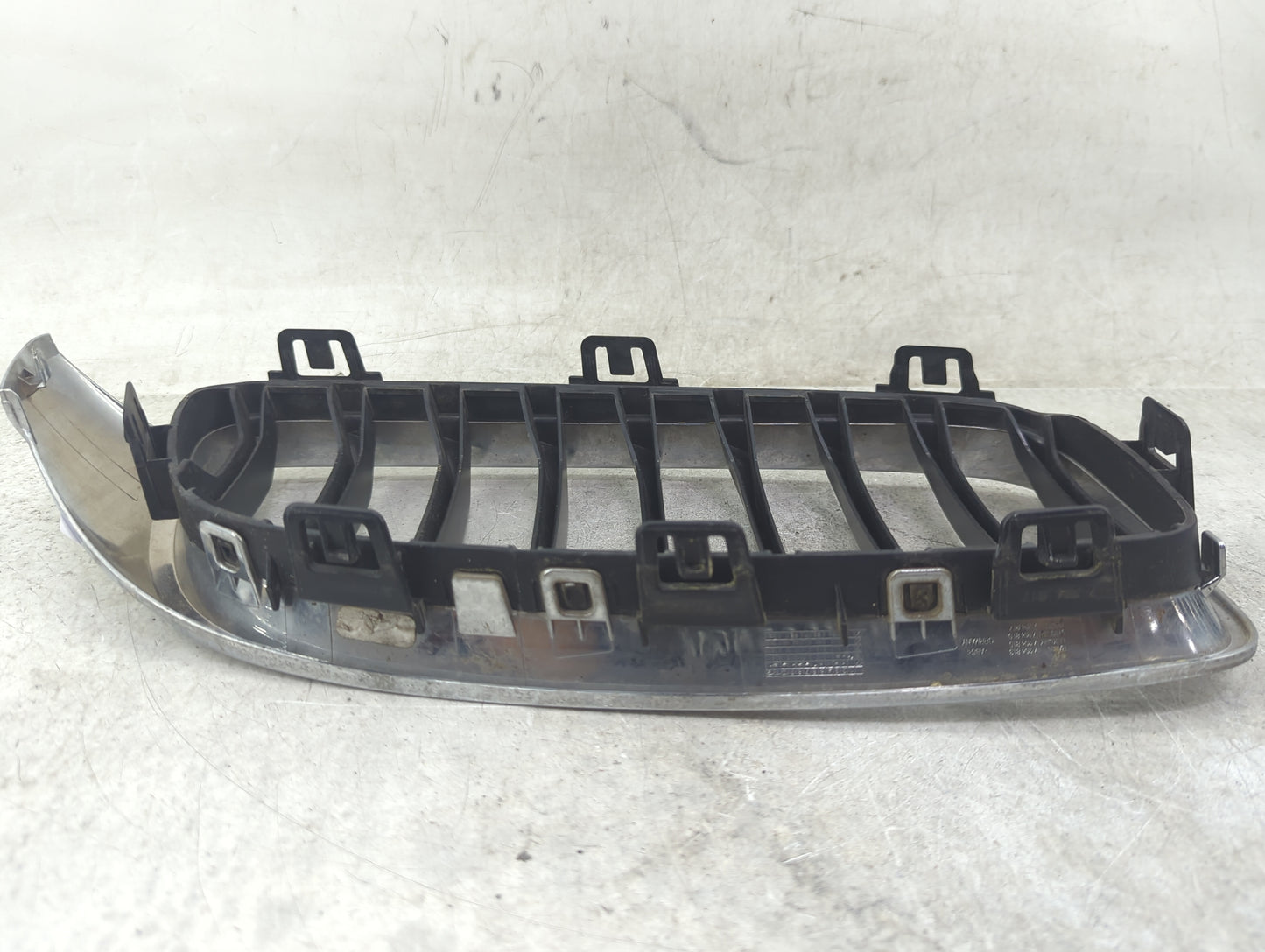 2017-2020 Bmw 440i Front Grille Bumper Not Included - Oemusedautoparts1.com