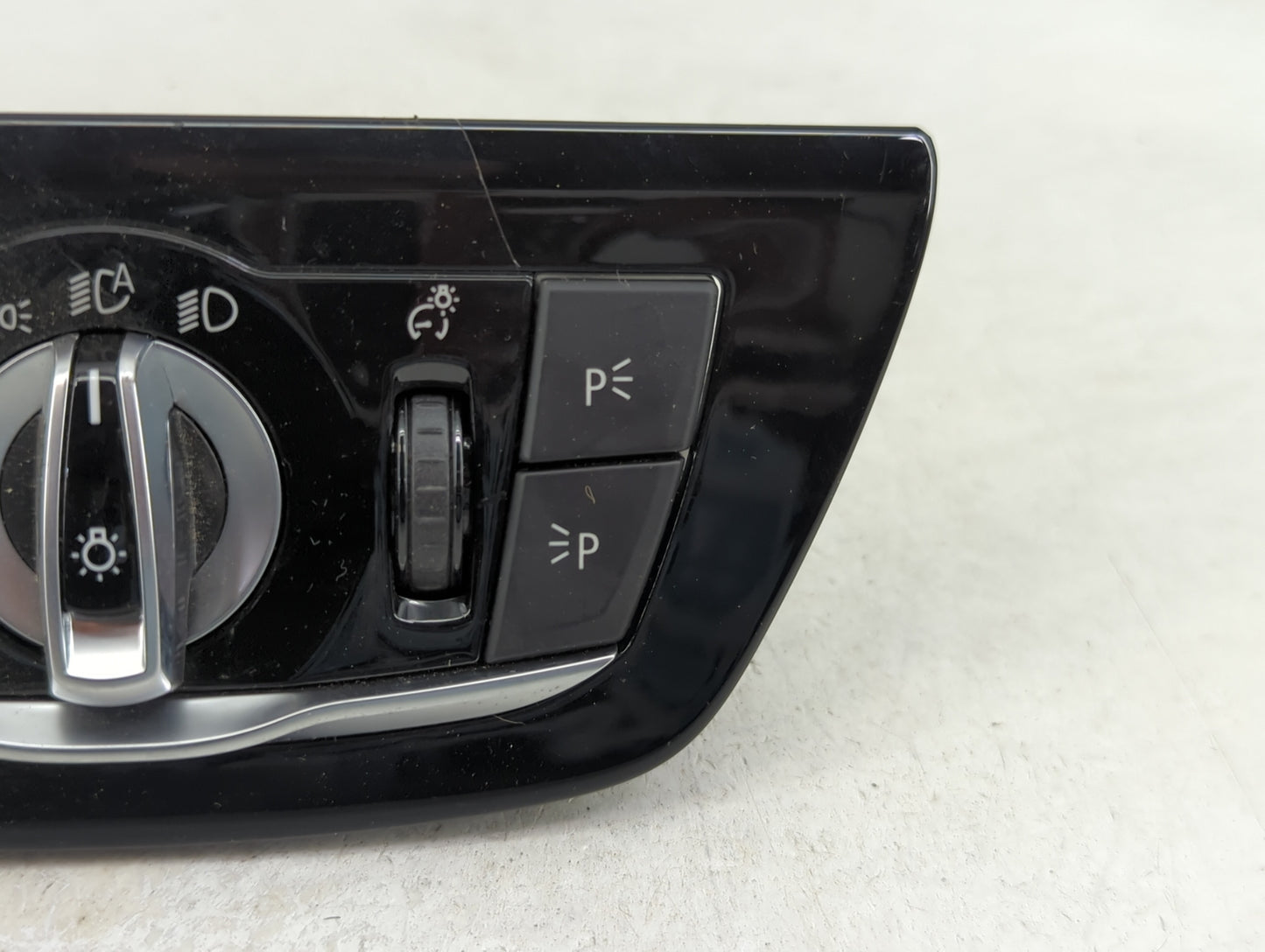2019 Bmw 530 Headlight Head Light Switch Lamp Control - Oemusedautoparts1.com
