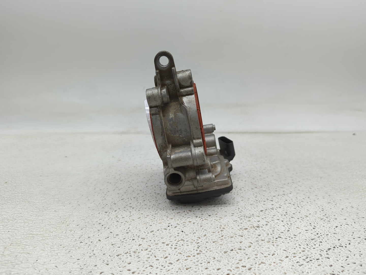 2017-2020 Bmw 530 Throttle Body P/N:8601651 A2C15021900 Fits Fits 2016 2017 2018 2019 2020 2021 2022 OEM Used Auto Parts - O