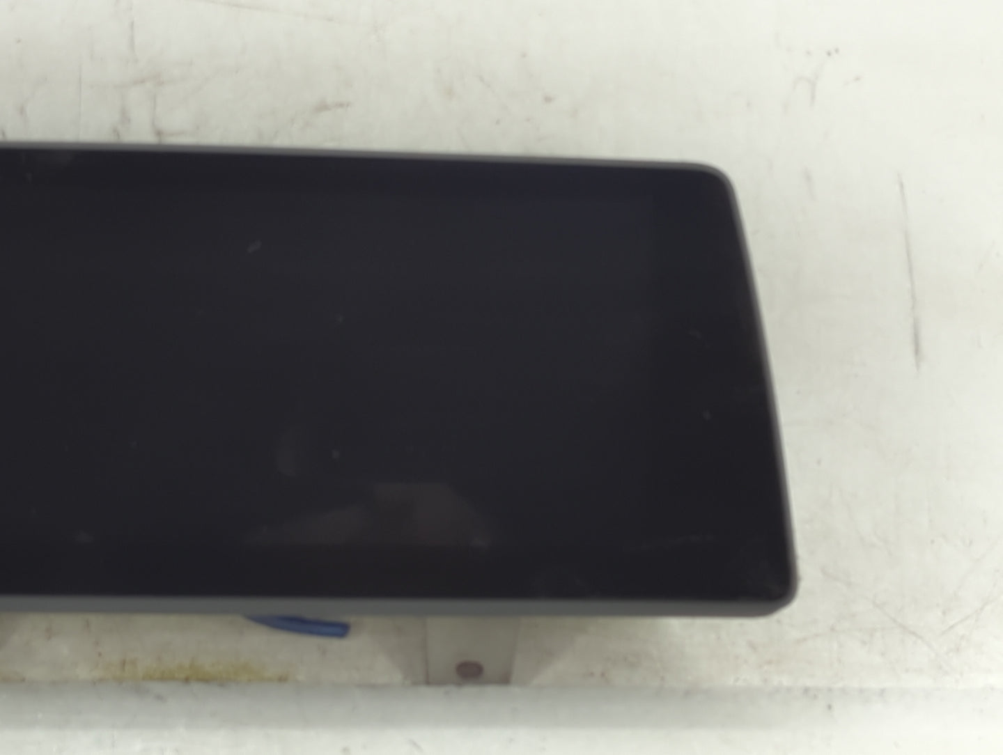 2019-2019 Bmw 530e Information Display Screen - Oemusedautoparts1.com