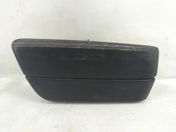 2019 Bmw 530i Center Console Armrest Cover Lid P/N:9918019649 Fits OEM Used Auto Parts - Oemusedautoparts1.com