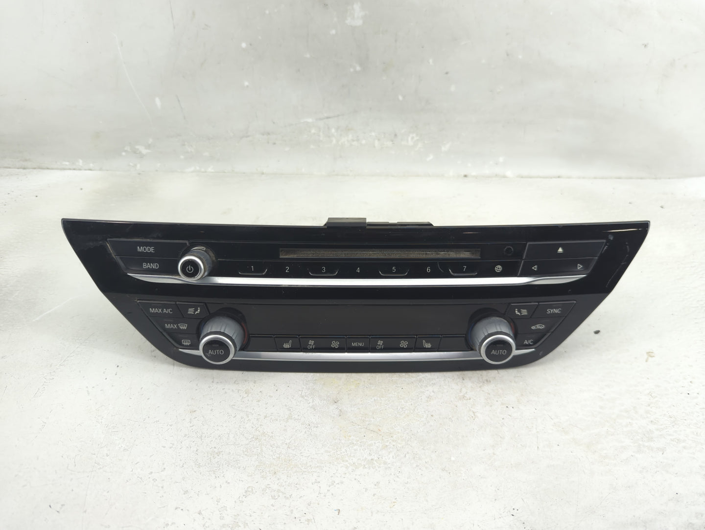 2019 Bmw 530i Climate Control Module Temperature AC/Heater Replacement P/N:5A48006 Fits OEM Used Auto Parts - Oemusedautopar