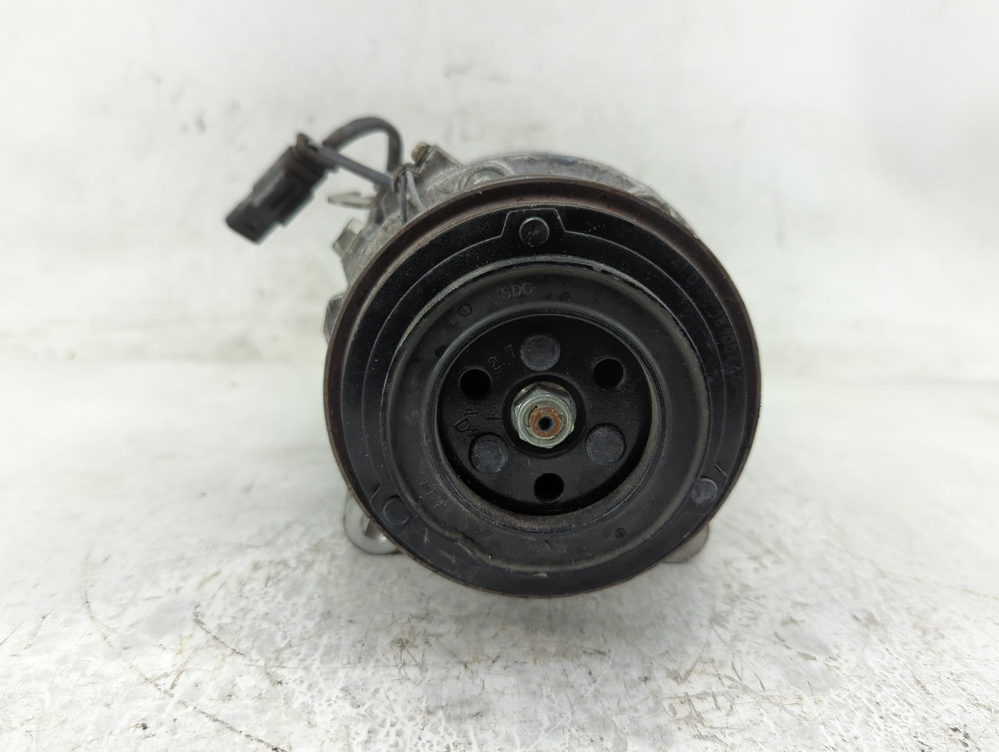 2017-2019 Bmw 530i Air Conditioning A/c Ac Compressor Oem - Oemusedautoparts1.com
