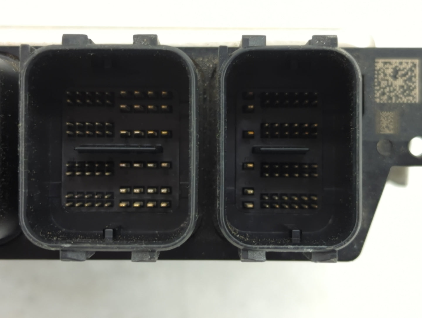 2018-2019 Bmw 530i PCM Engine Control Computer ECU ECM PCU OEM P/N:031825803 0 261 S22 012 Fits Fits 2018 2019 OEM Used Auto