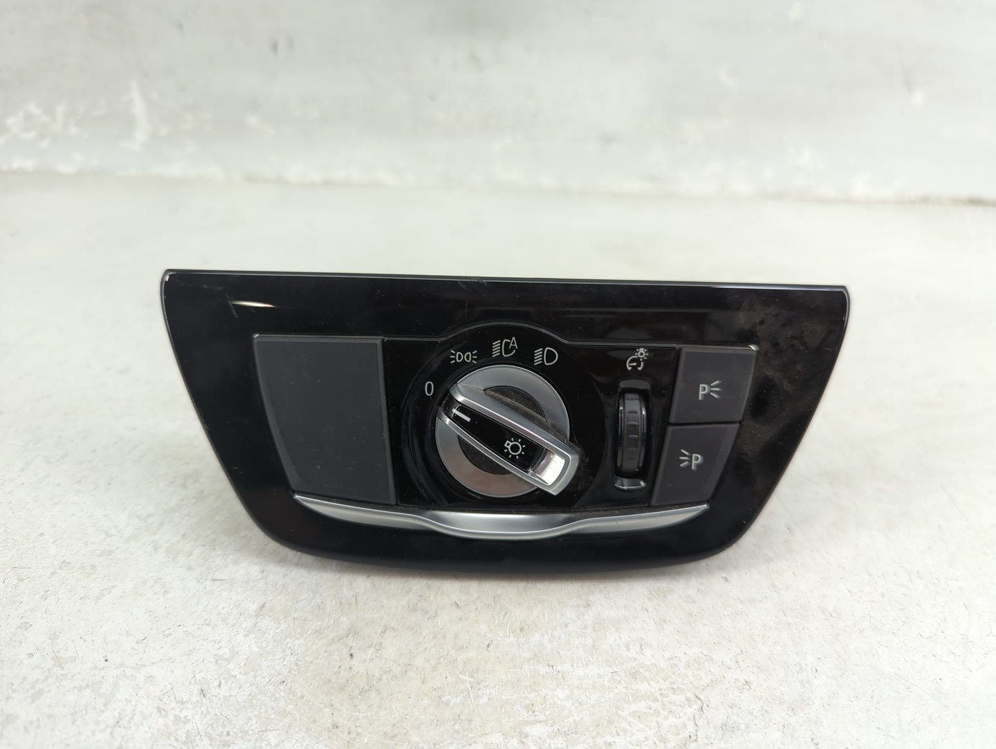 2019 Bmw 530i Headlight Head Light Switch Lamp Control - Oemusedautoparts1.com