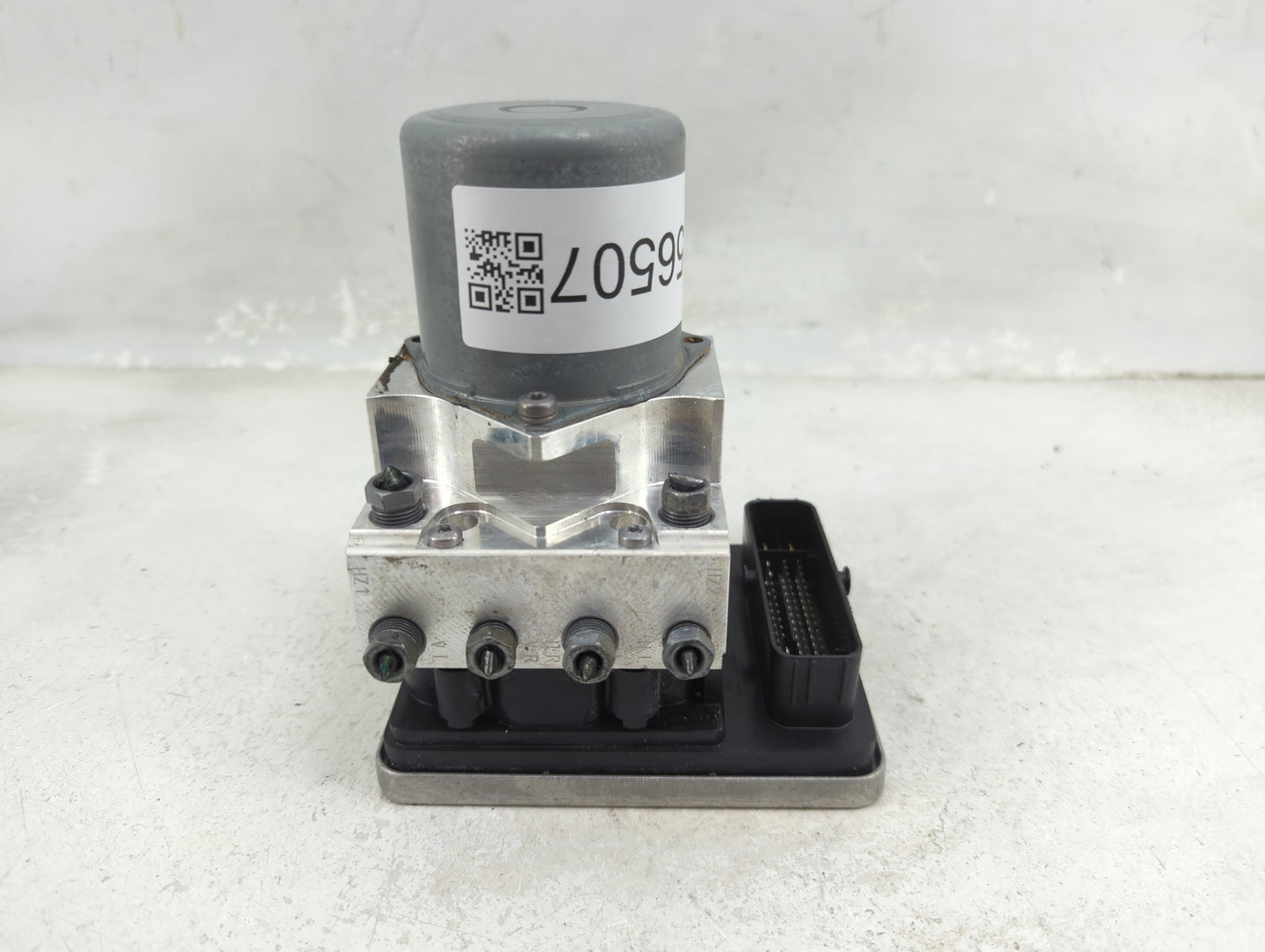 2018-2020 Bmw 530i ABS Pump Control Module Replacement P/N:54087971A 6892274 01 Fits Fits 2017 2018 2019 2020 2021 OEM Used 