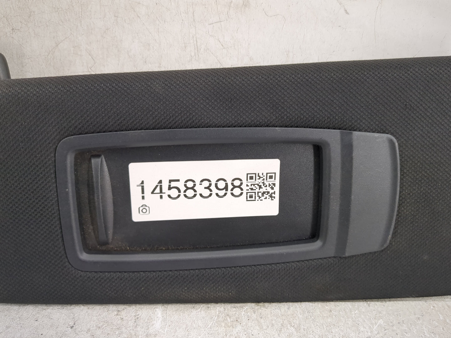 2017-2020 Bmw 530i Sun Visor Shade Replacement Passenger Right Mirror Fits Fits 2017 2018 2019 2020 OEM Used Auto Parts - Oe