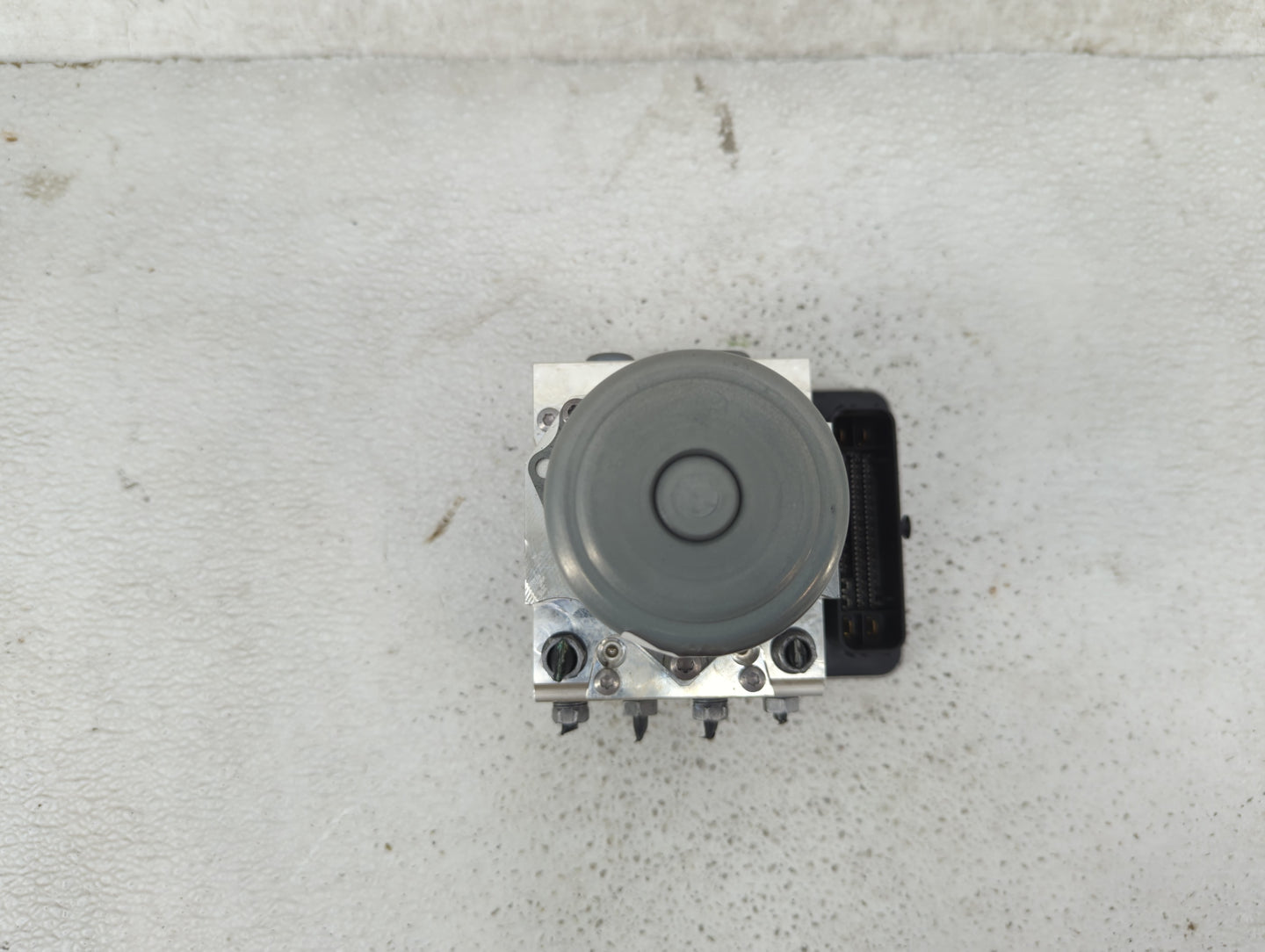 2018-2020 Bmw 530i ABS Pump Control Module Replacement P/N:34516895450 34526895451, 54088212A Fits Fits 2017 2018 2019 2020 