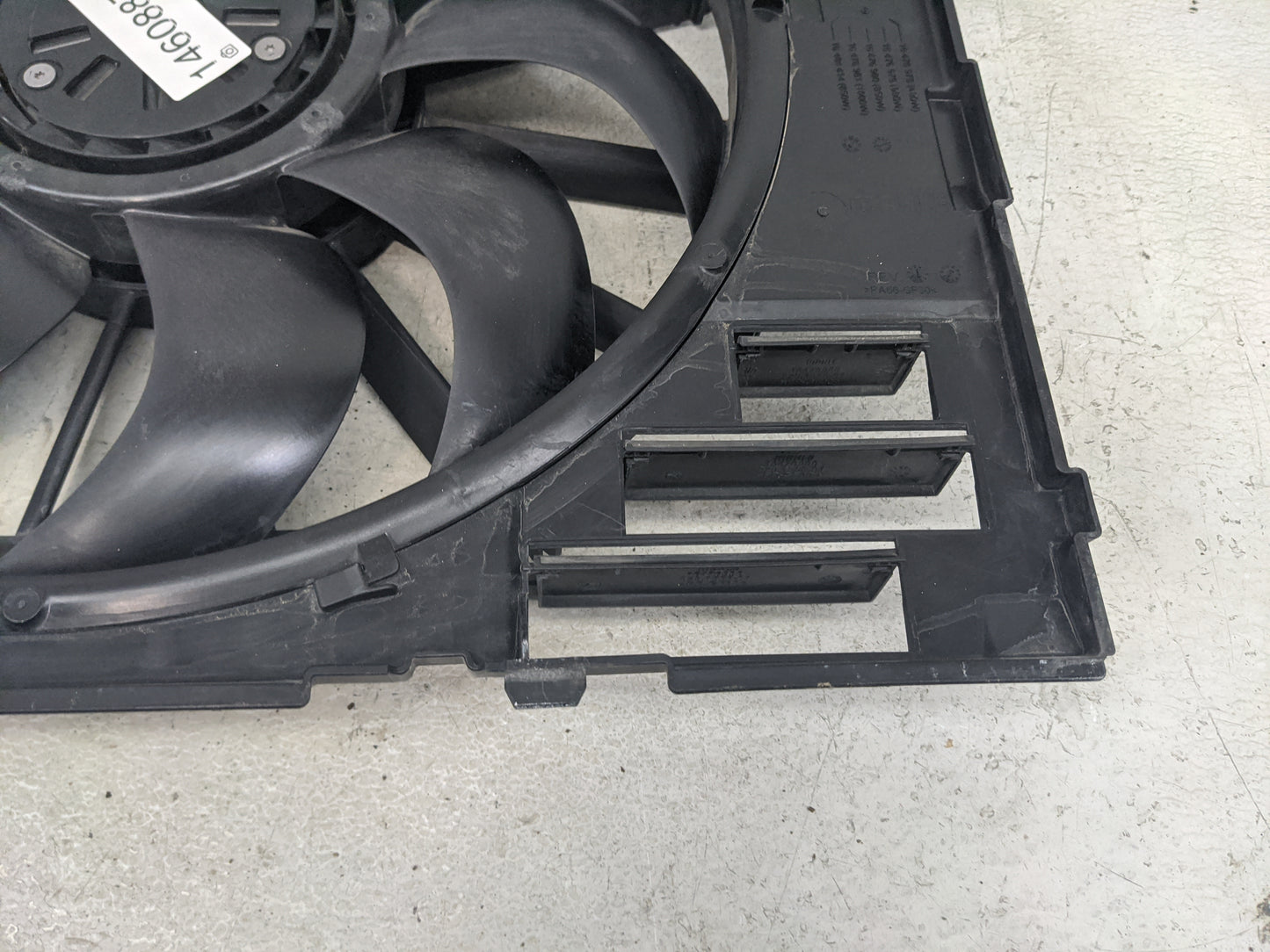 2017-2020 Bmw 530i Electric Radiator Cooling Fan Motor Assembly - Oemusedautoparts1.com